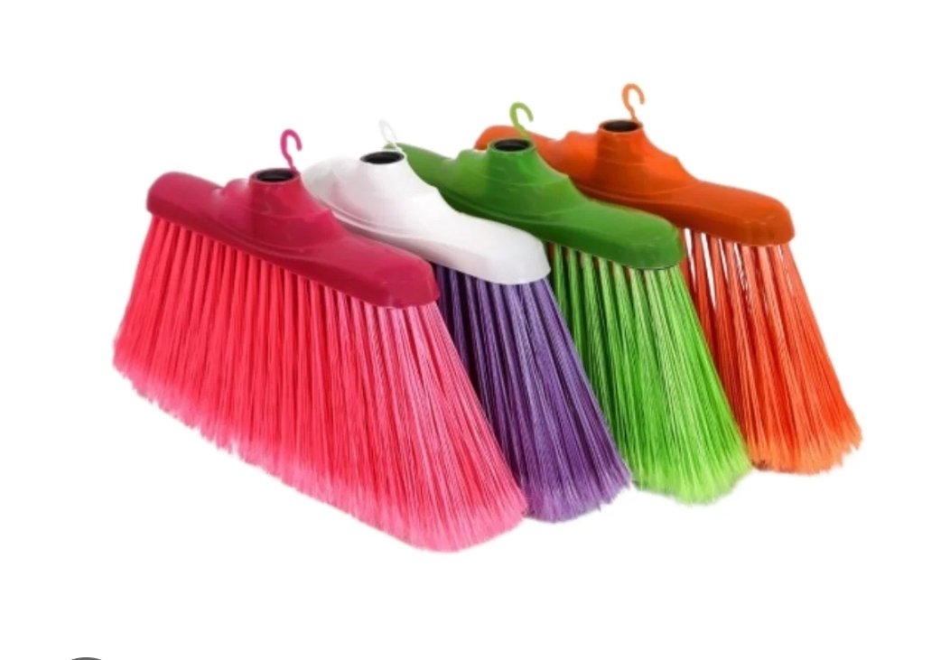 Vassoura mimada a partir de 6 un.