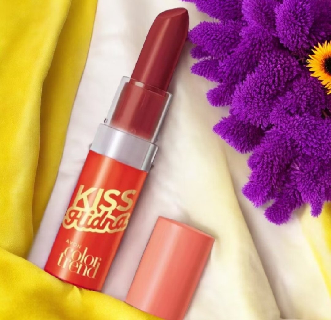 BATOM KISS HIDRA COLOR TREND VERMELHO CAFÉ