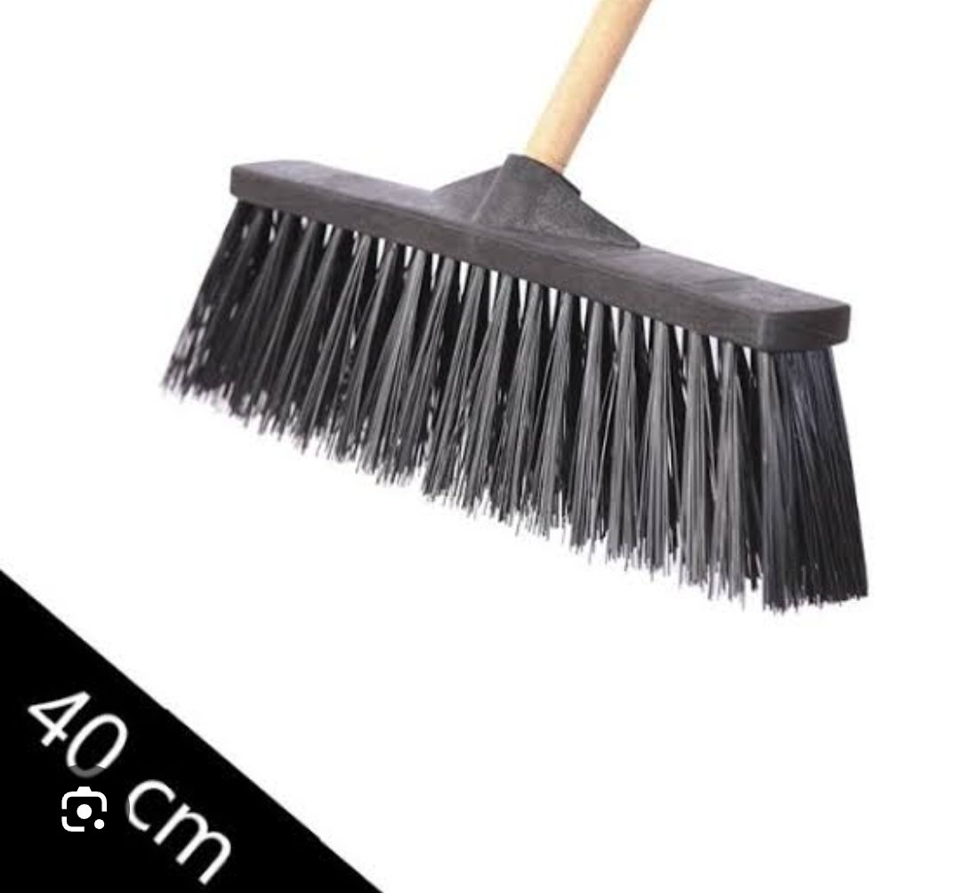 Vassoura gari sintética 40 cm